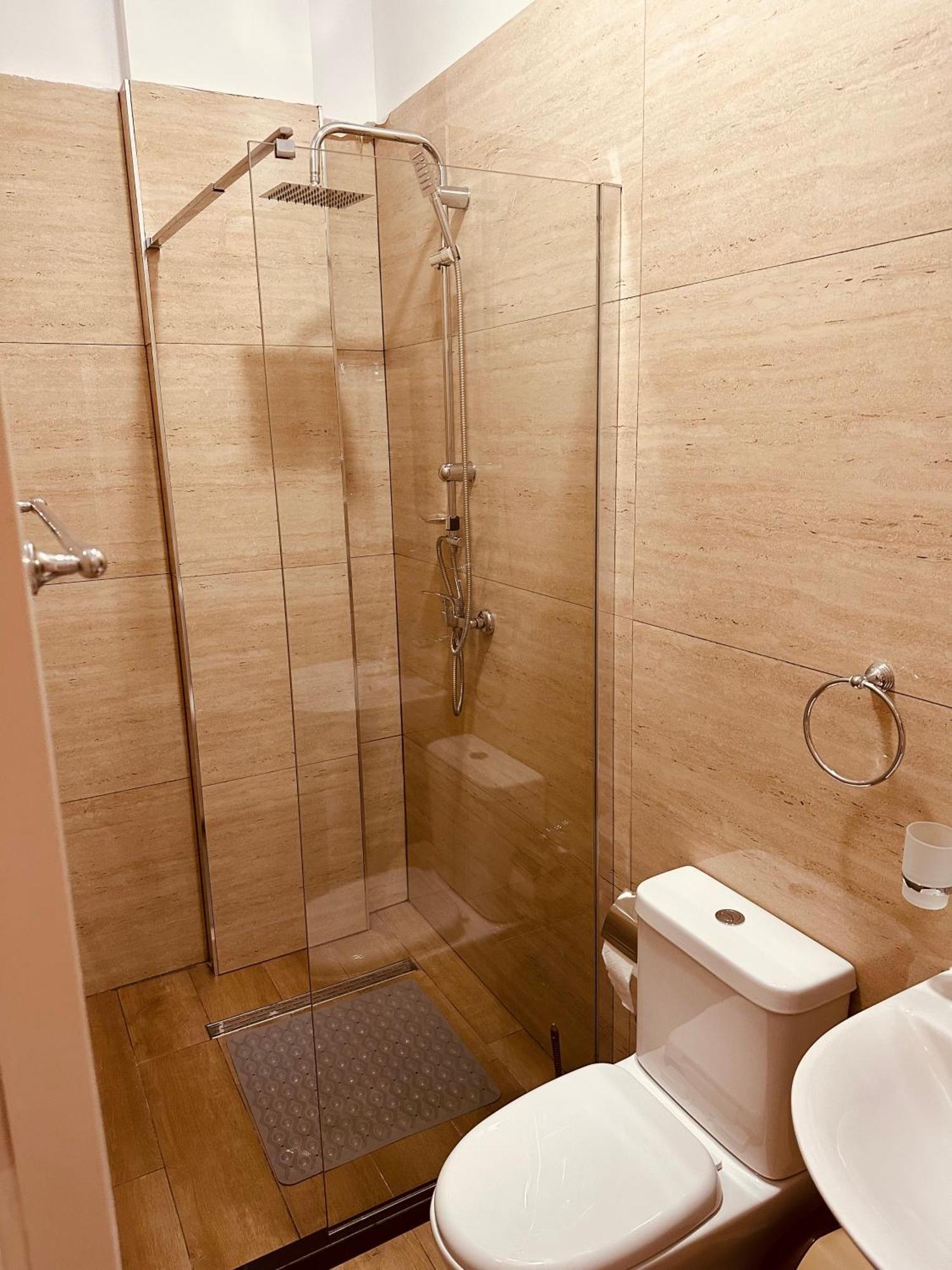 Auto Tana Guest House Tirana Extérieur photo