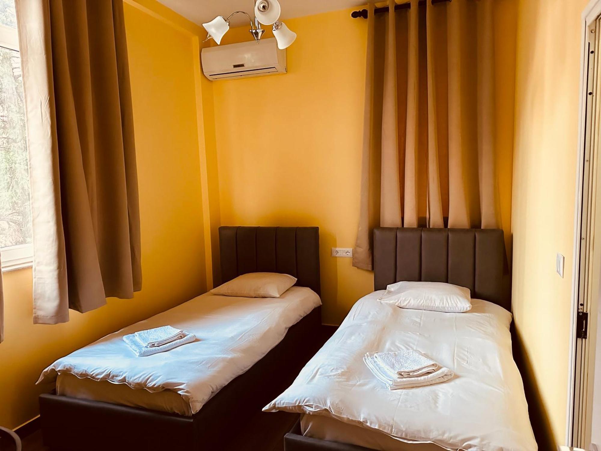 Auto Tana Guest House Tirana Extérieur photo