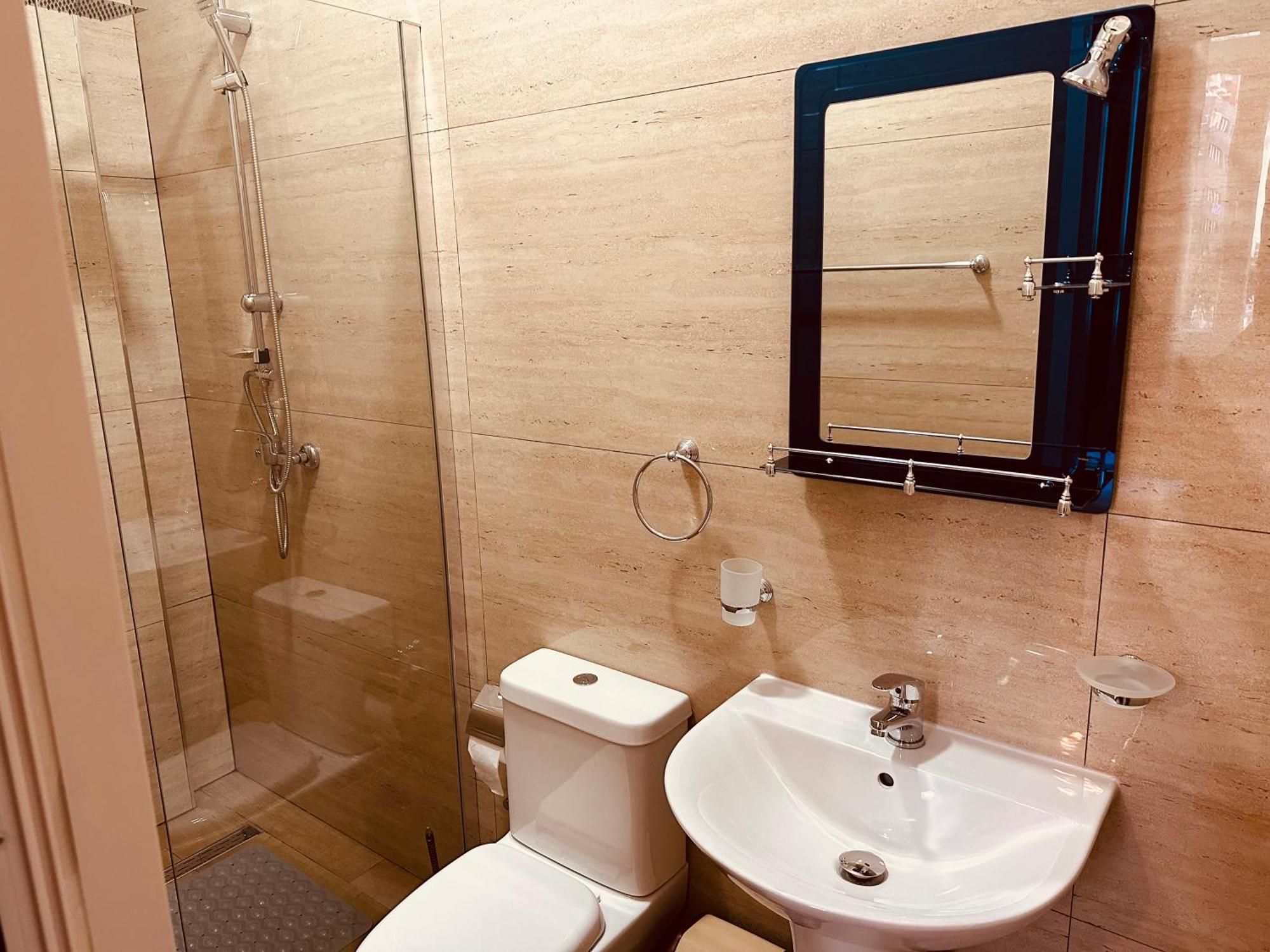 Auto Tana Guest House Tirana Extérieur photo