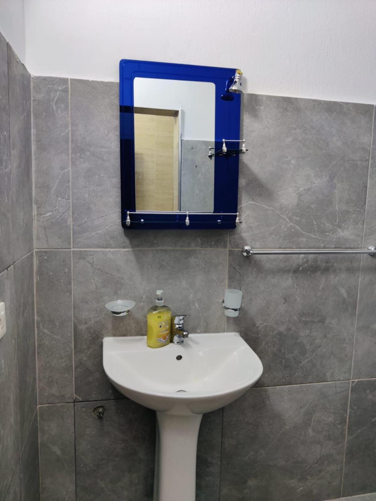 Auto Tana Guest House Tirana Extérieur photo